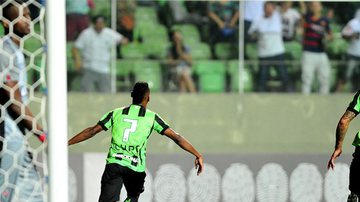 Imagem Em noite de vacilos defensivos, Vitória perde para o América-MG em Belo Horizonte