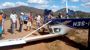 Imagem Avião cai na zona rural de Boa Vista do Tupim