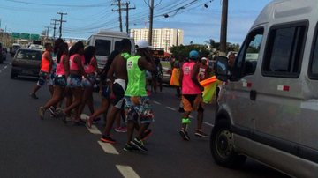 Imagem Todo mundo descendo: Trânsito intenso na chegada do Salvador Fest