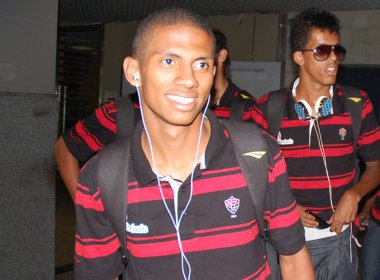 Imagem Vitória empresta Mauri e mais dois jogadores à time da Série B