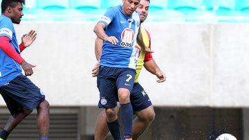 Imagem Com Rhayner e Henrique, Bahia treina na Fonte Nova com foco no Inter