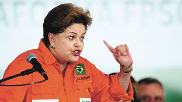 Imagem Dilma diz que Petrobras está acima de &quot;falhas&quot; de funcionários