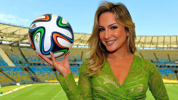 Imagem Surpresa de Claudia Leitte é cantar Aquarela do Brasil na abertura da Copa