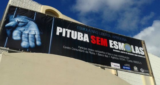 Imagem Igreja pede para fiéis não doarem esmola na Pituba e causa polêmica
