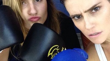 Imagem Deborah Secco treina Muay Thai com a filha de Xuxa e posta foto