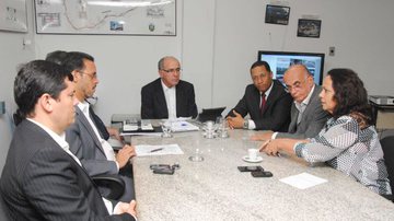 Imagem Vereadores discutem com secretário Aleluia pauta do MPL