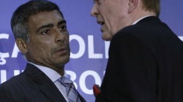 Imagem Romário volta a atacar presidente da CBF: &quot;linguajar de gangster&quot;