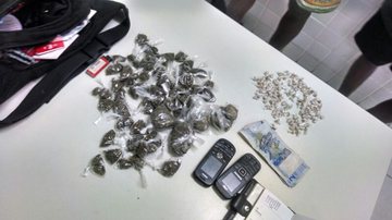 Imagem PM prende dupla com drogas em Marechal Rondon