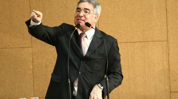 Imagem Luciano Simões acusa petistas de vetar Título a Joaquim Barbosa