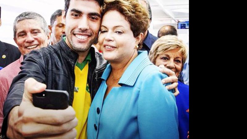 Imagem Dilma Bolada saiu do ar para não influenciar eleitores, diz dono da página