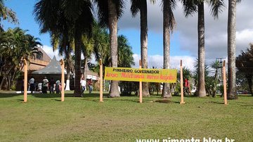 Imagem PT: faixa em Itabuna pede respeito à militância