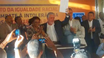 Imagem Movimento negro marca ato que sancionou o Estatuto da Igualdade Racial na Bahia