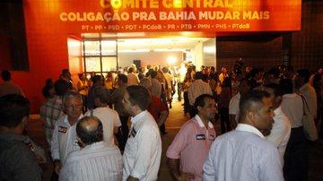 Imagem Coligação investe alto em inauguração do comitê de Rui Costa