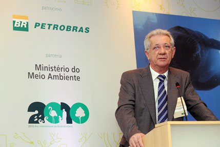 Imagem Wilson Santarosa retorna e prepara defesa da Petrobras para esta quarta