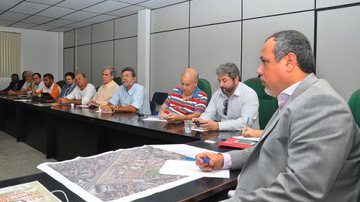 Imagem Lauro de Freitas busca ordenamento de infraestrutura com empresários de galpões 