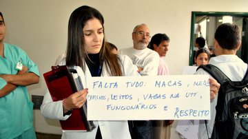 Imagem Conquista: Jorge Solla é vaiado em visita à hospital