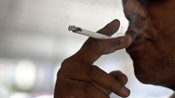 Imagem Pesquisa mostra que 65% dos pacientes com câncer continuam fumando