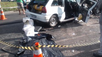 Imagem Acidente fatal: motorista e carona morrem em colisão