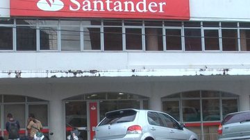 Imagem Itabuna: Caixa eletrônico do Santander é arrombado