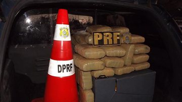 Imagem PRF apreende mais de 40 kg de maconha na BR-116