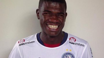 Imagem Feijão renova contrato com o Bahia por mais dois anos